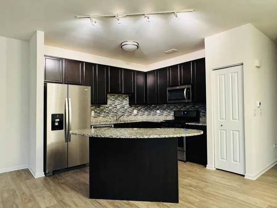 810 Four Seasons Boulevard, Aurora, IL 60504 - #3