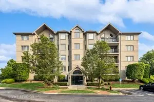 8505 Woodward Avenue #201, Woodridge, IL 60517 - #1