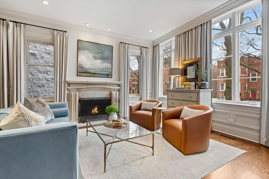 1410 W Byron Street, Chicago, IL 60613 - #2