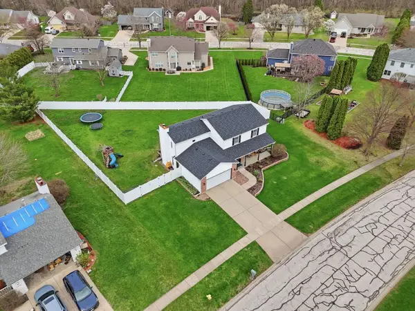 24821 S River Trail, Channahon, IL 60410