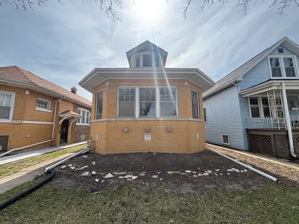 5641 W Patterson Avenue, Chicago, IL 60634