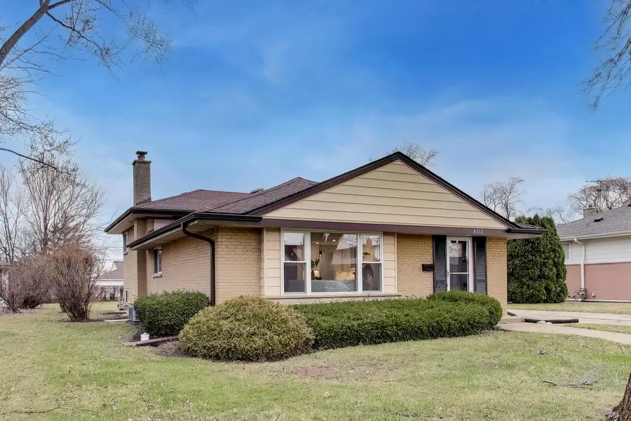 8512 W Crain Street, Niles, IL 60714 - #3