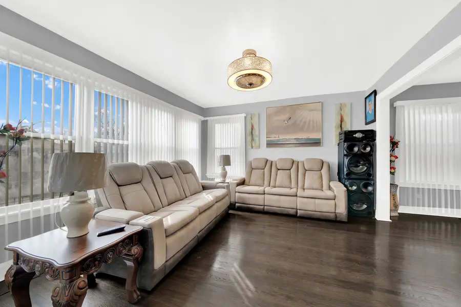 Address Withheld By Seller, Chicago, IL 60636 - #2