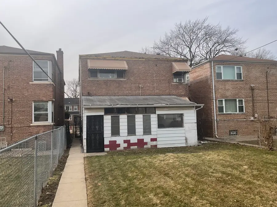 10929 S Eberhart Avenue, Chicago, IL 60628 - #2