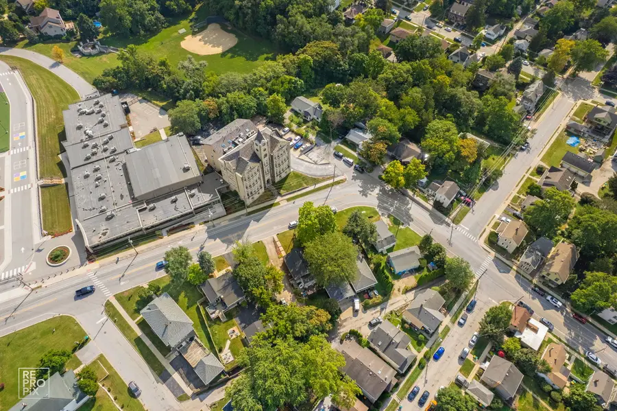 402 Stephen Street, Lemont, IL 60439 - #2