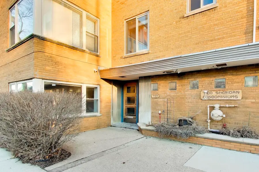 7404 N Sheridan Road #G, Chicago, IL 60626 - #3