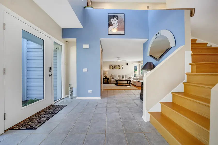 417 Lake Shore Boulevard, Wauconda, IL 60084 - #3