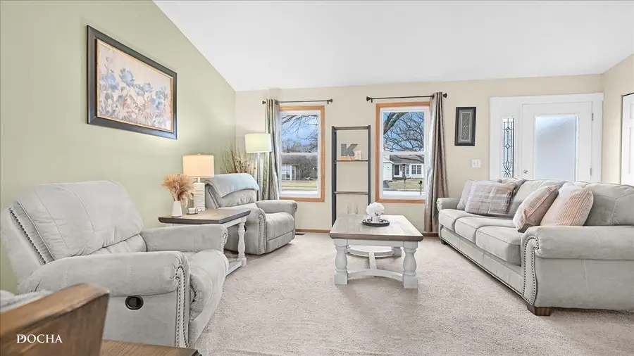 890 Fieldside Lane, Aurora, IL 60504 - #3