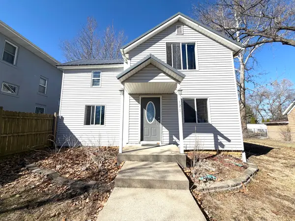 121 S Merrill Street, Preston, IA 52069