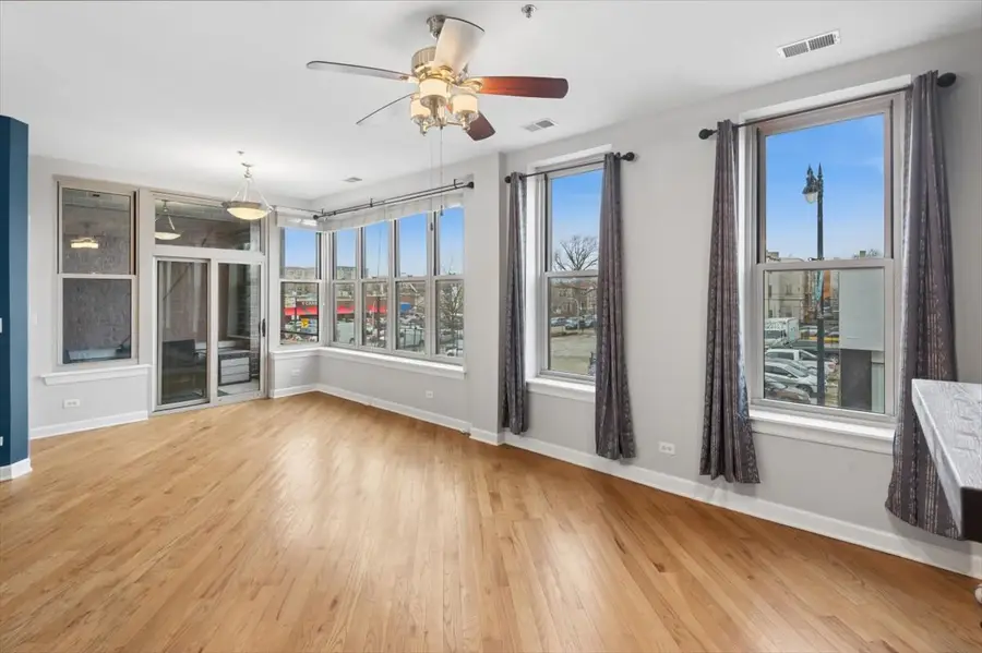 3113 W Lawrence Avenue #A201, Chicago, IL 60625 - #3