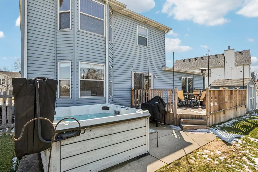 18224 W Old Pine Court, Gurnee, IL 60031 - #2