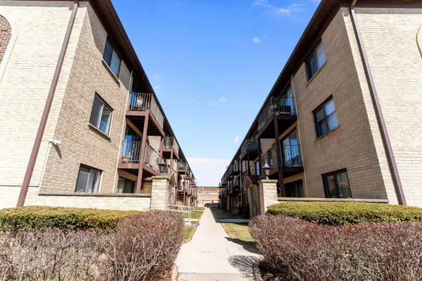 7202 W Wrightwood Avenue #3S, Elmwood Park, IL 60707