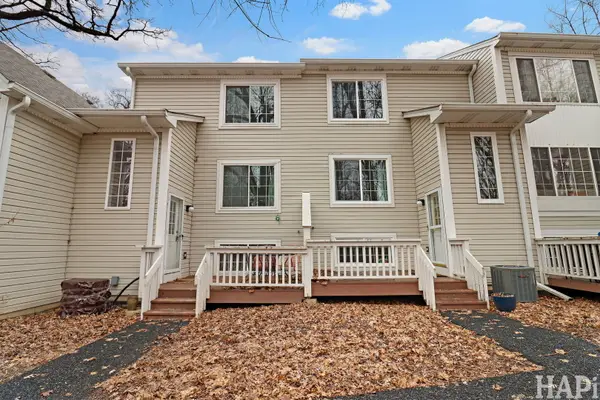 283 W Whispering Oaks Lane, Round Lake, IL 60073