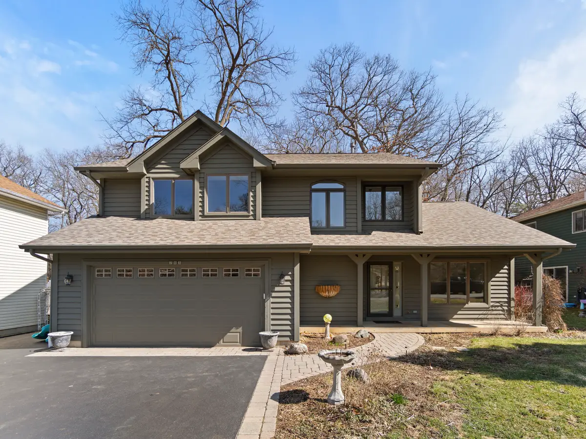 203 Valley Drive, Oakwood Hills, IL 60013 - #1