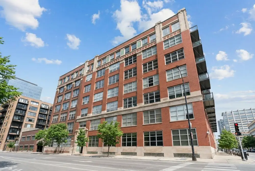 333 S Des Plaines Street #306, Chicago, IL 60661 - #1