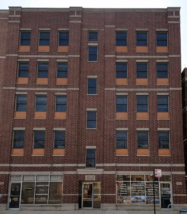 1921 W Diversey Parkway #401, Chicago, IL 60614