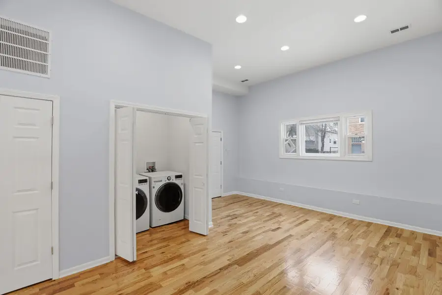 5256 S Carpenter Street, Chicago, IL 60609 - #3