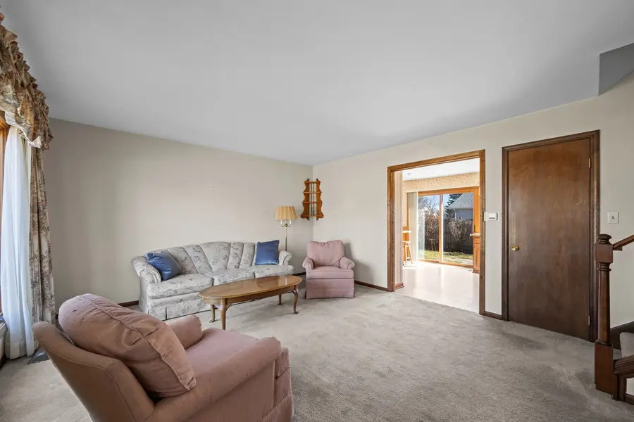 997 N Plum Grove Road, Palatine, IL 60067 - #3