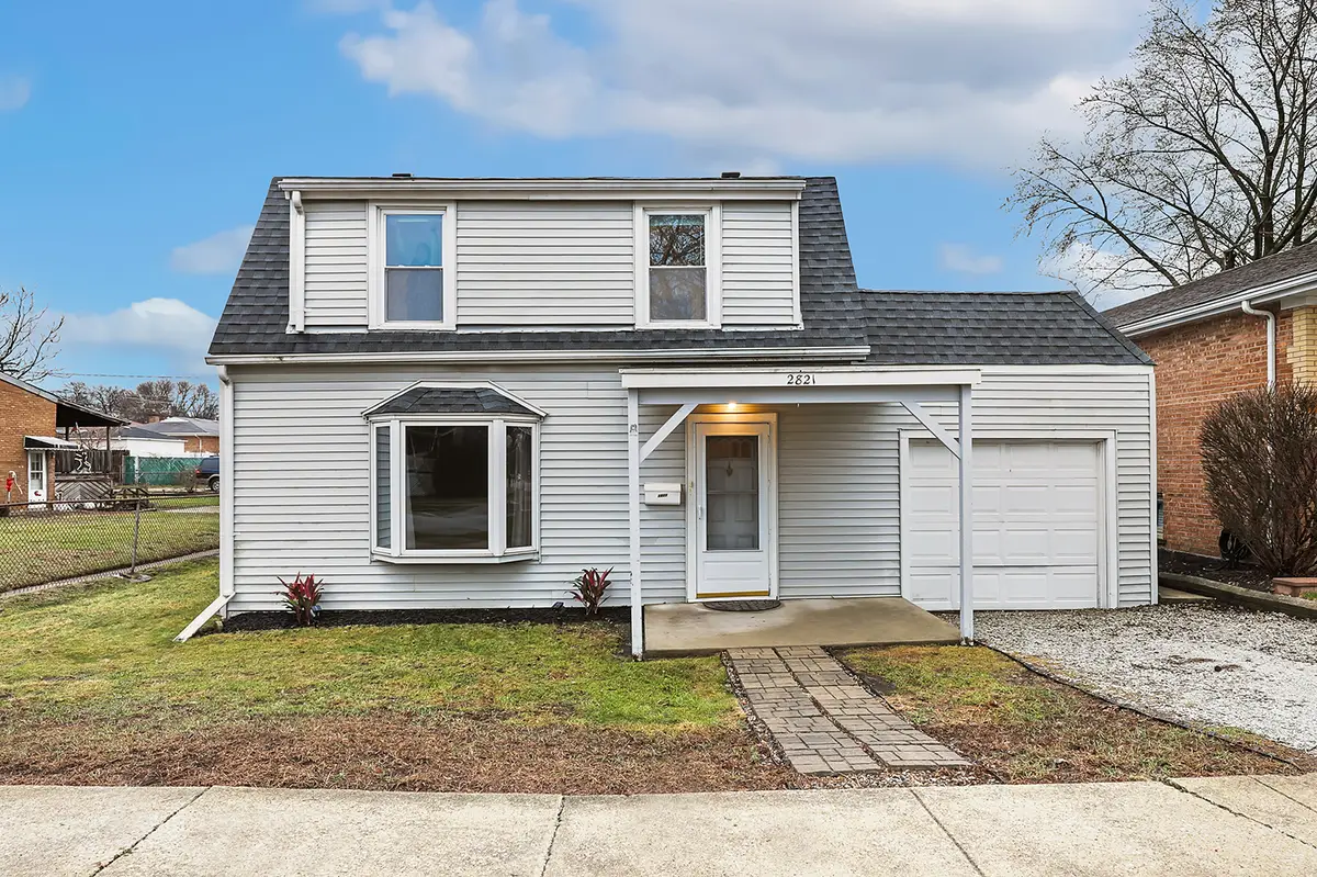 2821 W 102nd Street, Evergreen Park, IL 60805 - #1