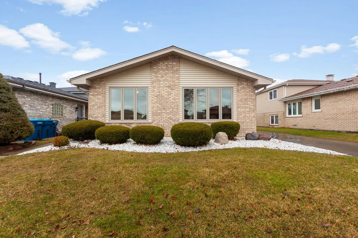 5220 W 121st Street, Alsip, IL 60803 - #1