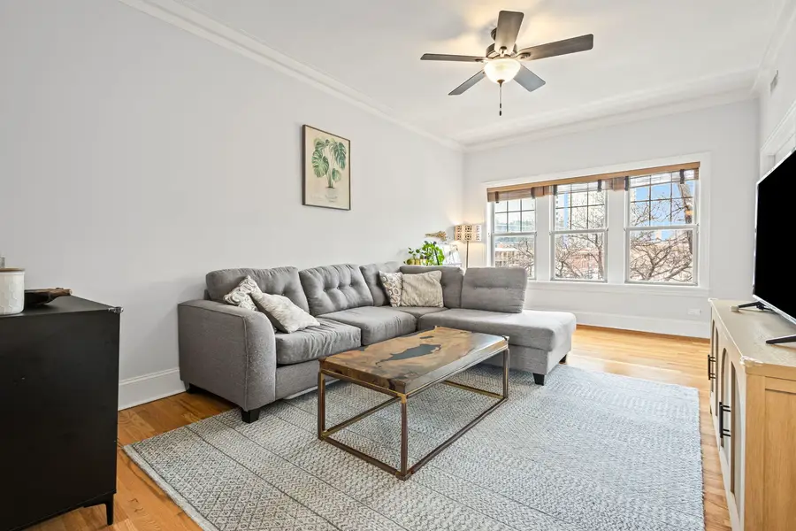 741 W Waveland Avenue #3, Chicago, IL 60613 - #3