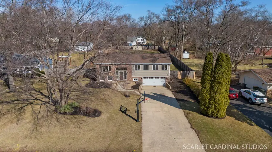 24430 W Boulevard De John, Naperville, IL 60564 - #3