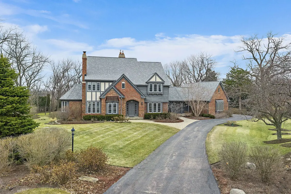 28360 Heritage Oak Road, Barrington, IL 60010 - #1