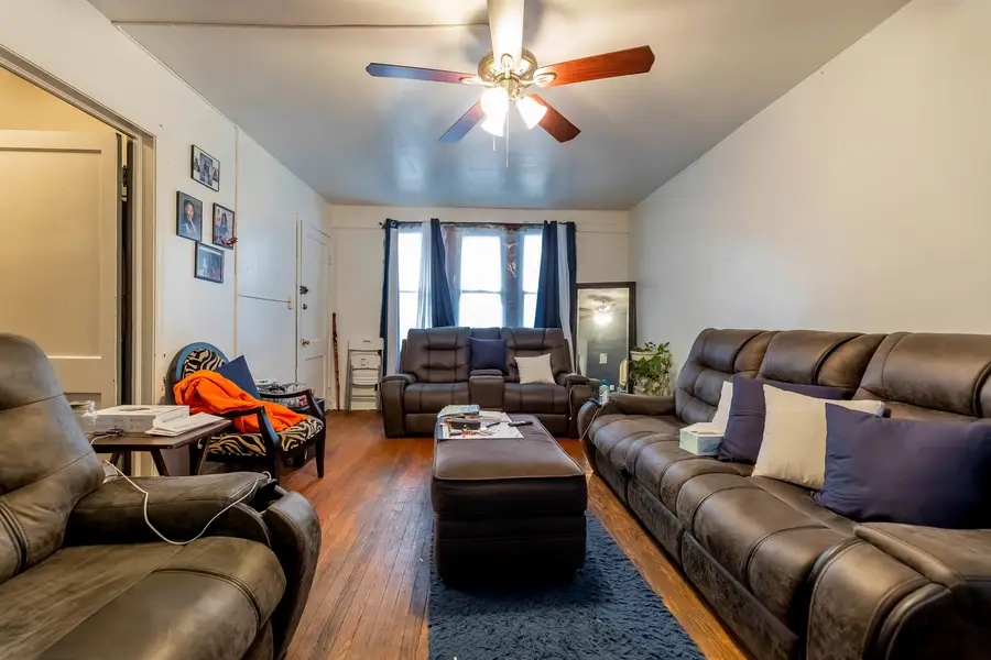 8332 S Kerfoot Avenue, Chicago, IL 60620 - #3