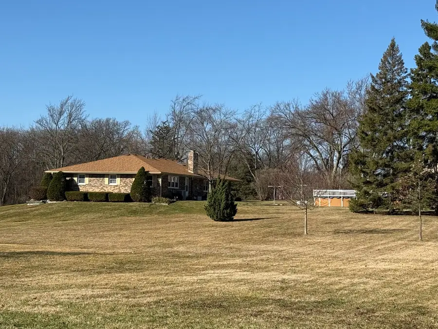 8206 W Woodvale Road, Frankfort, IL 60423 - #2