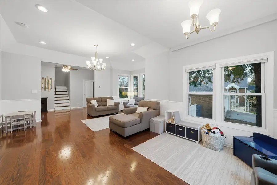 239 Oregon Street, Frankfort, IL 60423 - #3