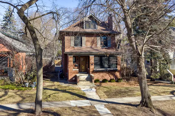 833 Lincoln Street, Evanston, IL 60201