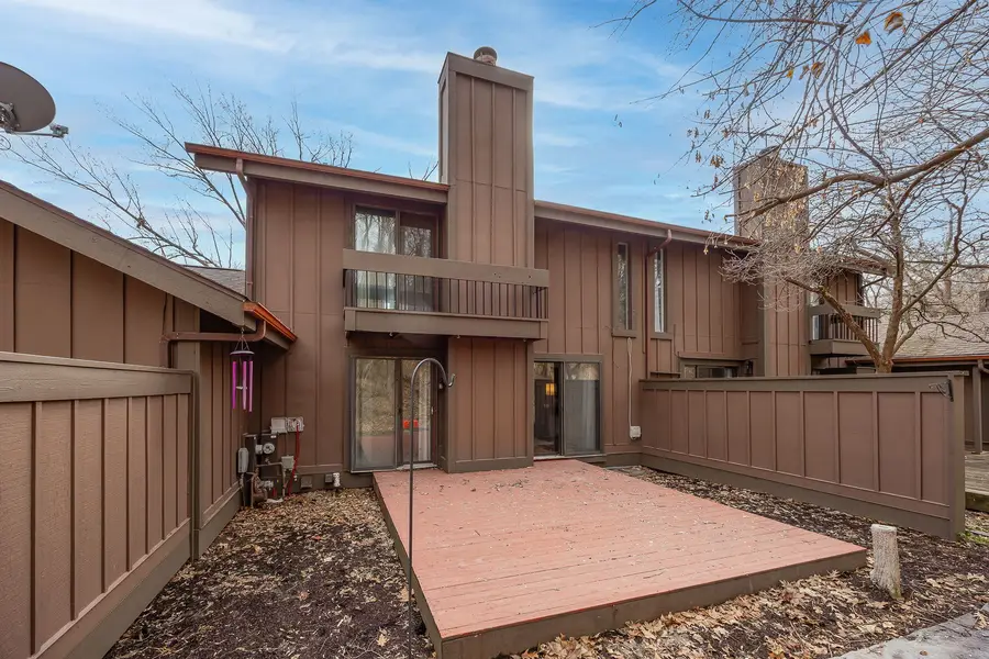 42W470 Red Bud Court, Saint Charles, IL 60175 - #3