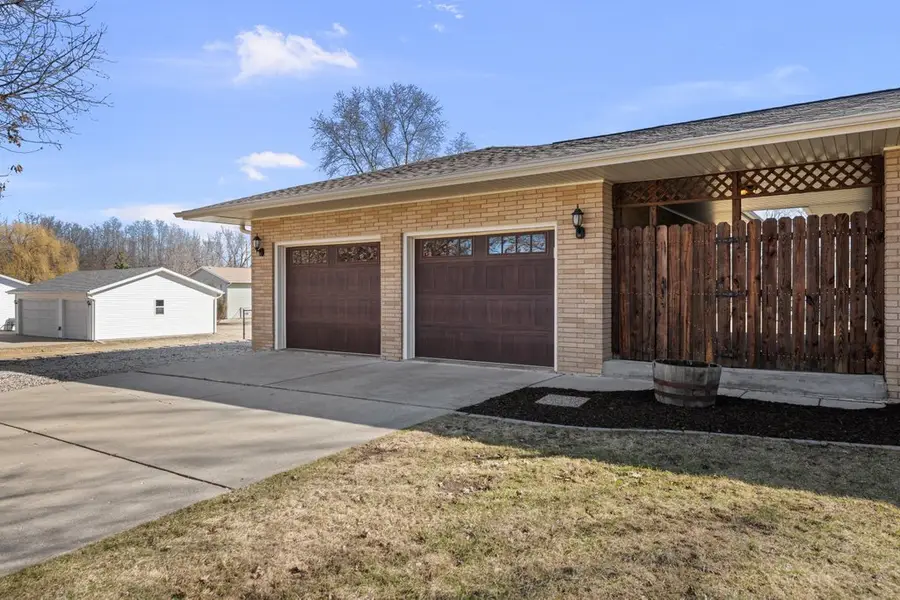 23409 96th Avenue N, Port Byron, IL 61275 - #3