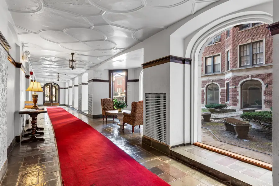 6935 S Crandon Avenue #8D, Chicago, IL 60649 - #2