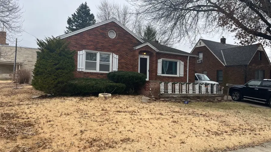 501 N Sterling Street, Streator, IL 61364 - #2