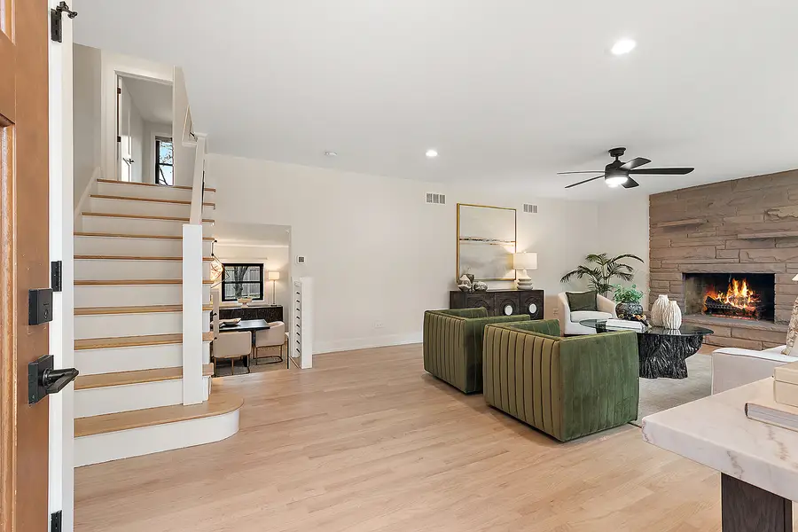 5115 Ellington Avenue, Western Springs, IL 60558 - #3