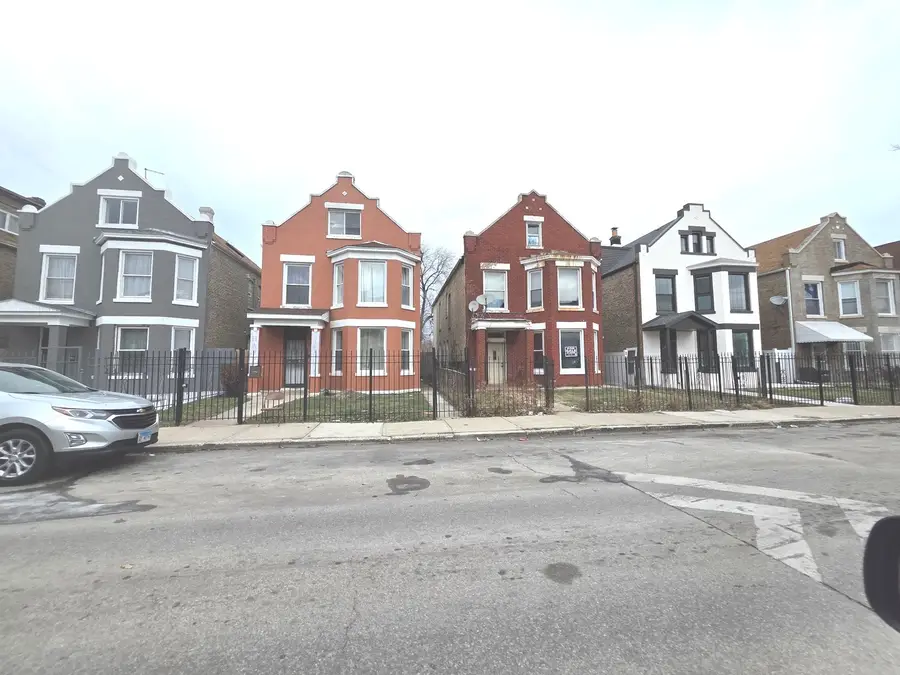 4312 W Cullerton Street, Chicago, IL 60623 - #3