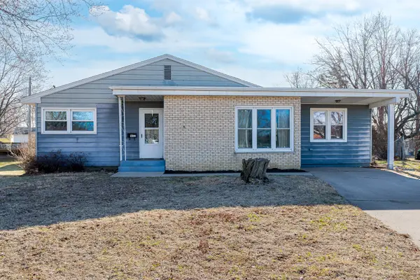 1222 7th Avenue Court, Silvis, IL 61282