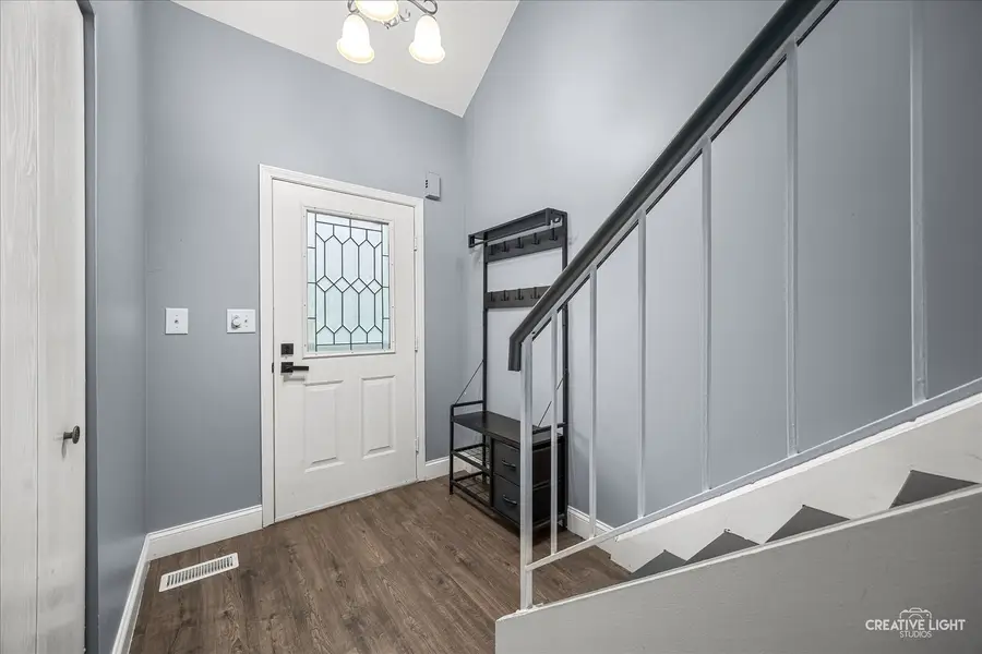 1325 Gloucester Circle, Carol Stream, IL 60188 - #2