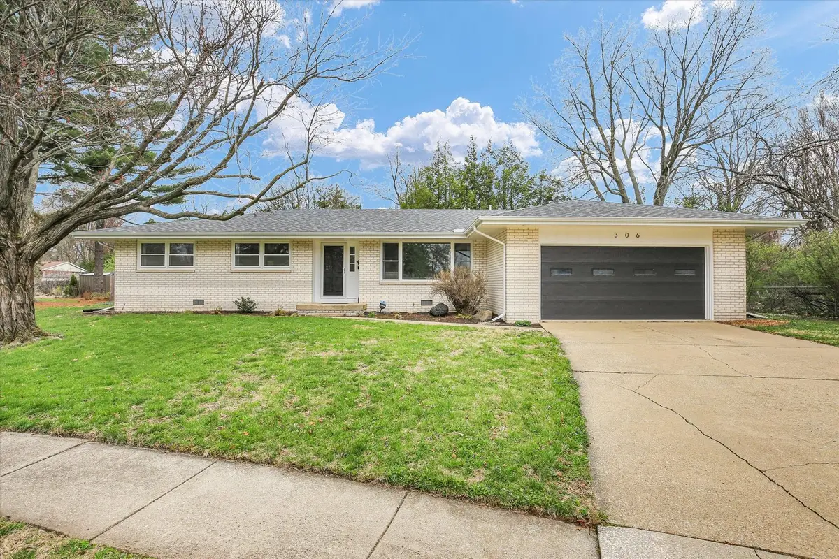 306 E Holmes Street, Urbana, IL 61801 - #1