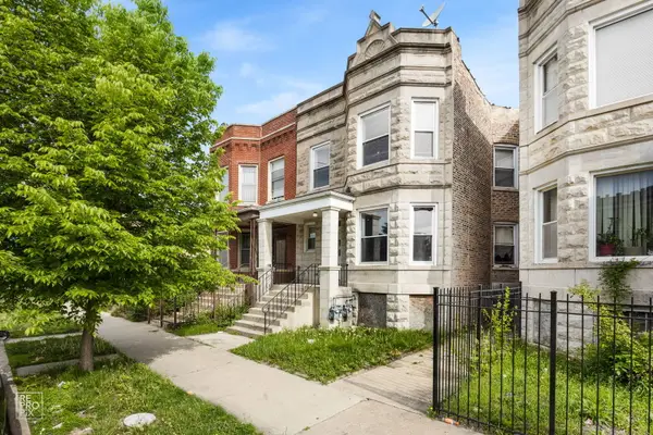 4126 W Jackson Boulevard, Chicago, IL 60624