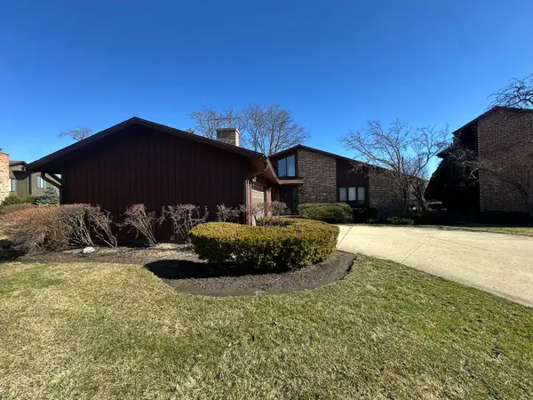 3008 Rennes Court, Northbrook, IL 60062