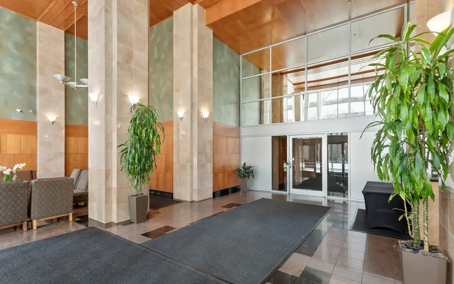 1122 N Clark Street #1403, Chicago, IL 60610 - #2