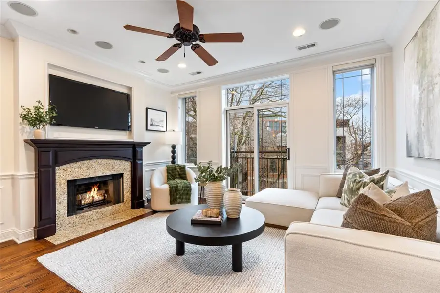 929 W Montana Street #4W, Chicago, IL 60614 - #3