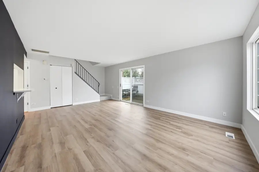 402 Trenton Court, Aurora, IL 60504 - #2