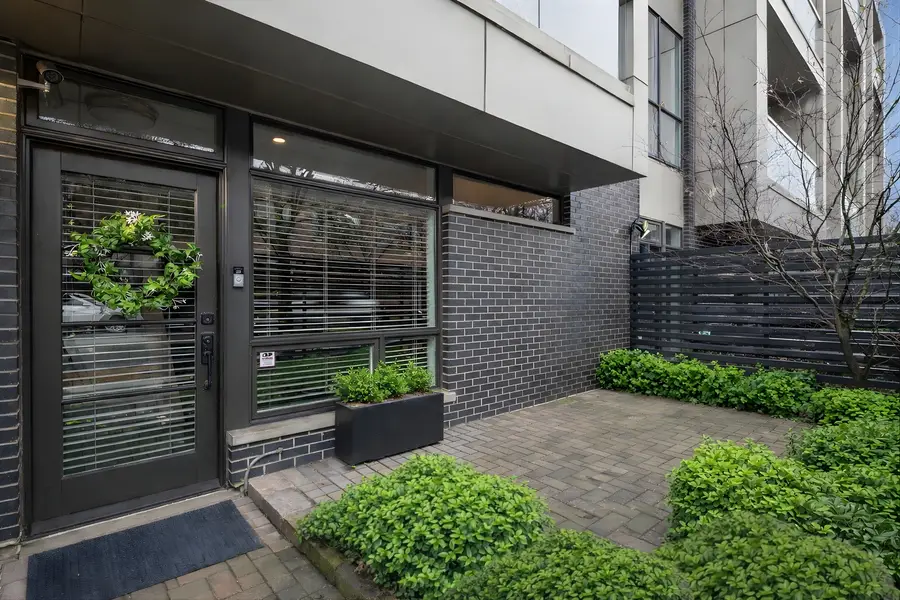 1303 W Diversey Parkway, Chicago, IL 60614 - #2