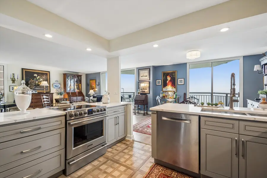 6007 N Sheridan Road #15B, Chicago, IL 60660 - #2