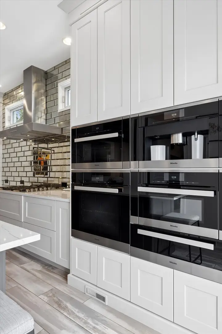 425 S Quincy Avenue, Hinsdale, IL 60521 - #3