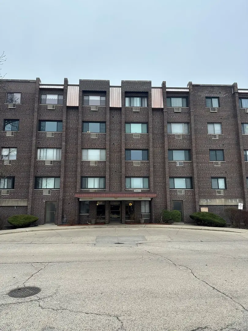 4623 N Chester Avenue #311, Chicago, IL 60656 - #1