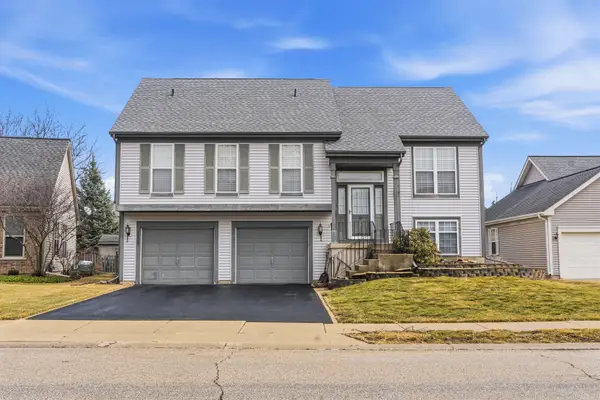 1139 Ironwood Court, Elgin, IL 60120